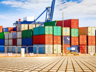 container-terminal-wharf-transport